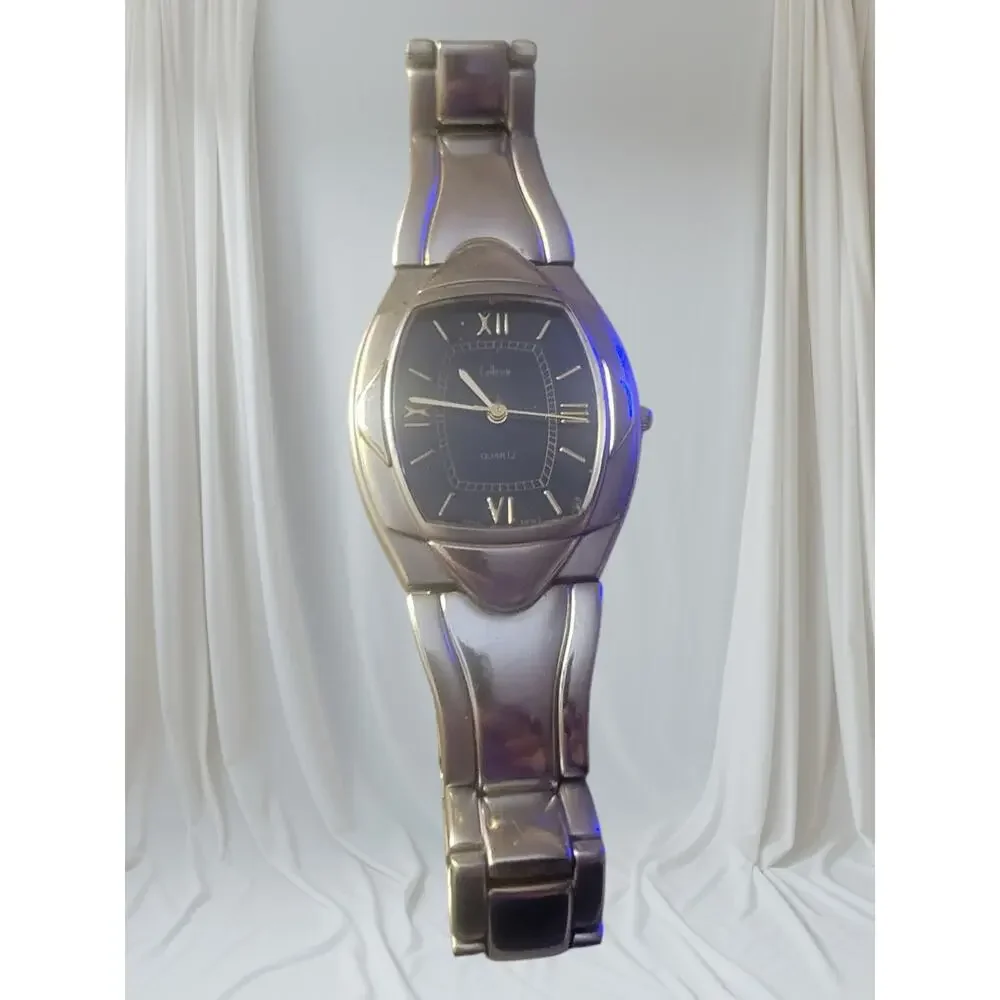 Collezio Ladies Watch Elegant Dressy Silver Band New Battery Stainless Steel‎